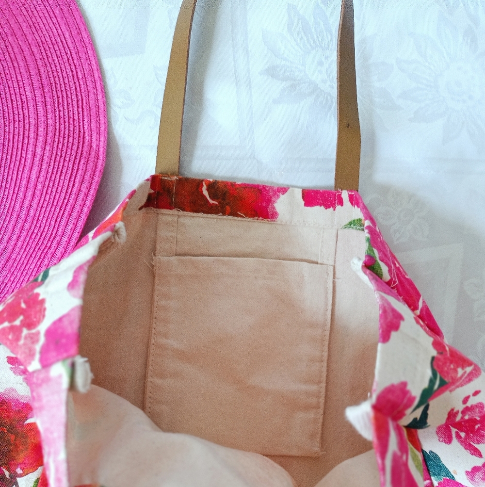 NEW Lot of 3 Long Slv Bathing Suit, Beach Bag, Wide Brim Floppy Beach Hat Pink - Picture 15 of 17